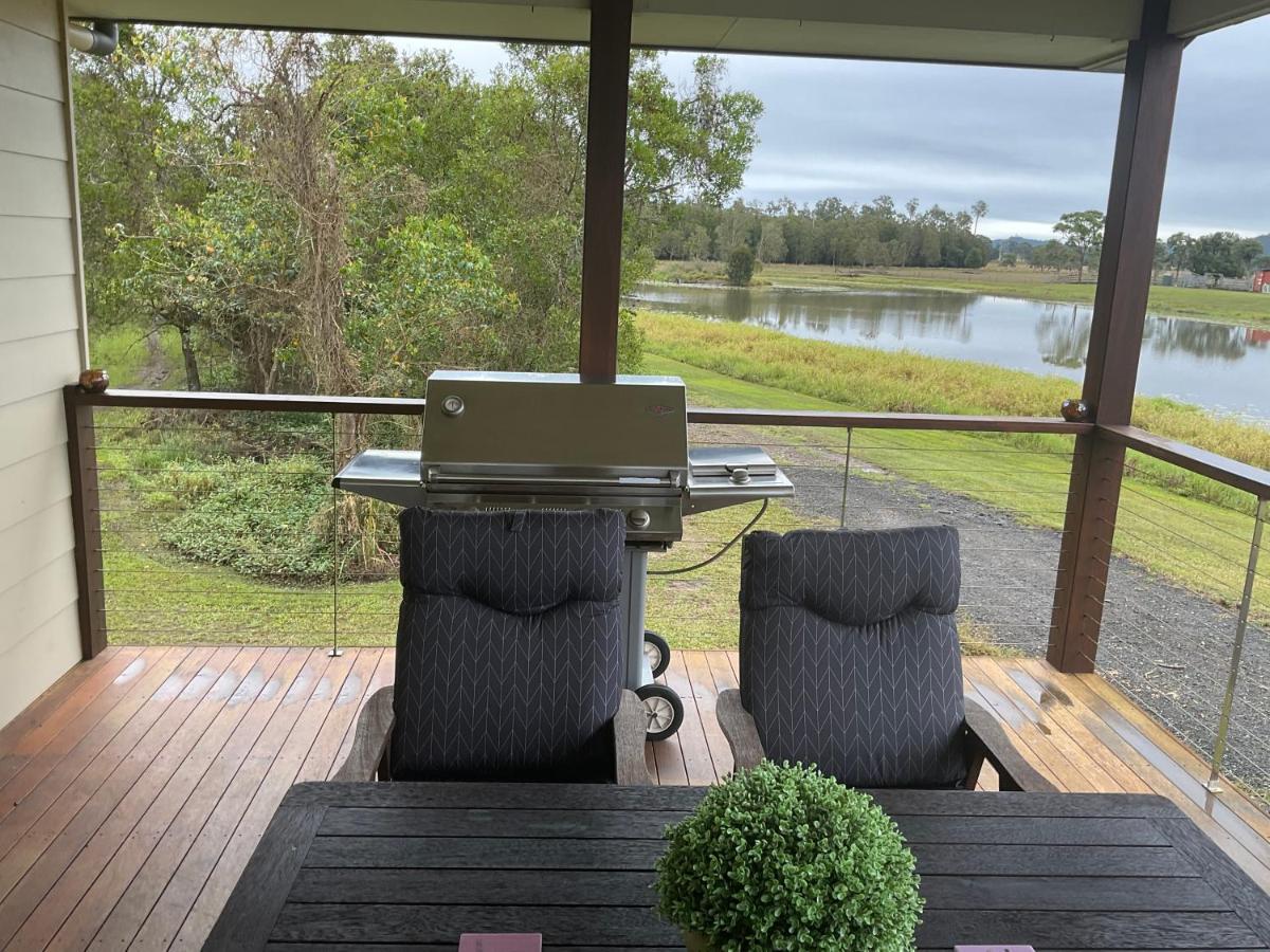 Water View Country Cottage Yandina Creek Exterior photo